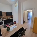 Oli Apartment *