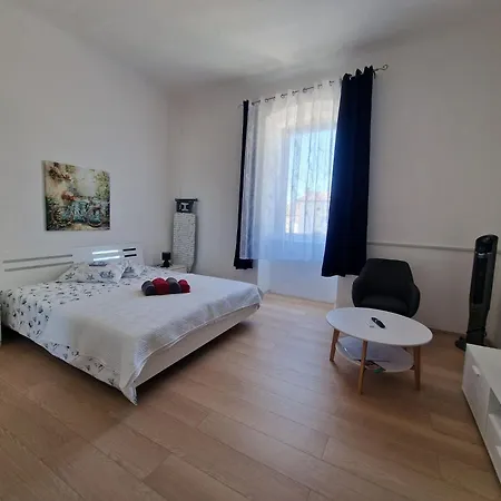 Oli Apartment