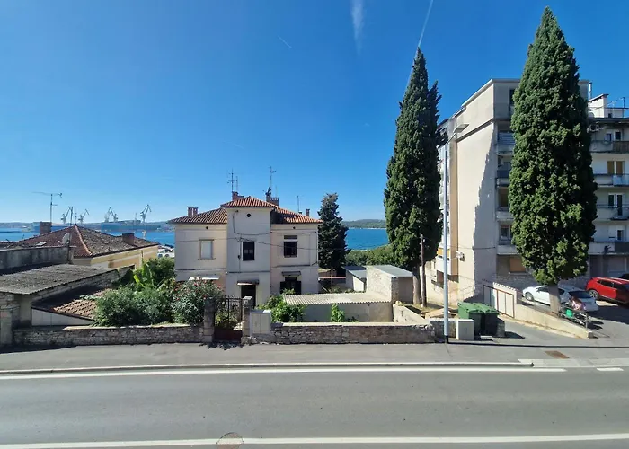 Oli Apartamento Pula