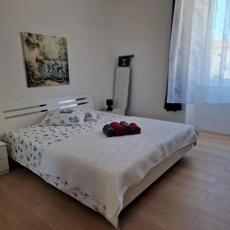 Oli Apartamento Pula